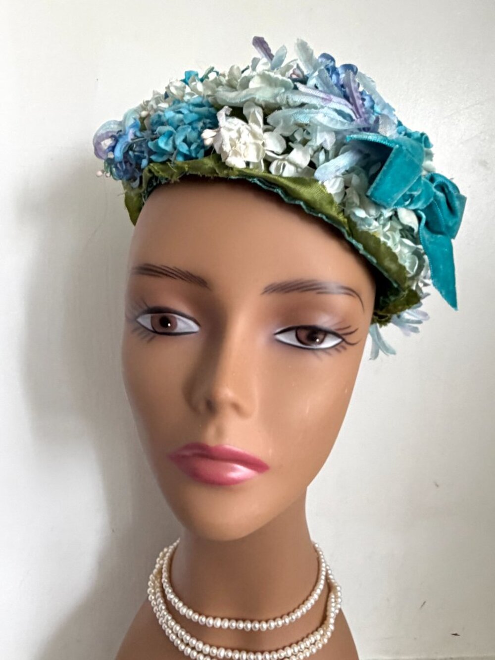 Vintage Midcentury Crescent Blues Azalea Floral Garland Botanical Pillbox Hat